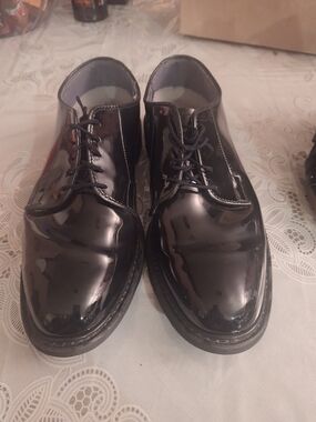 Bates Black Patent Lace-Up Derby Shoes